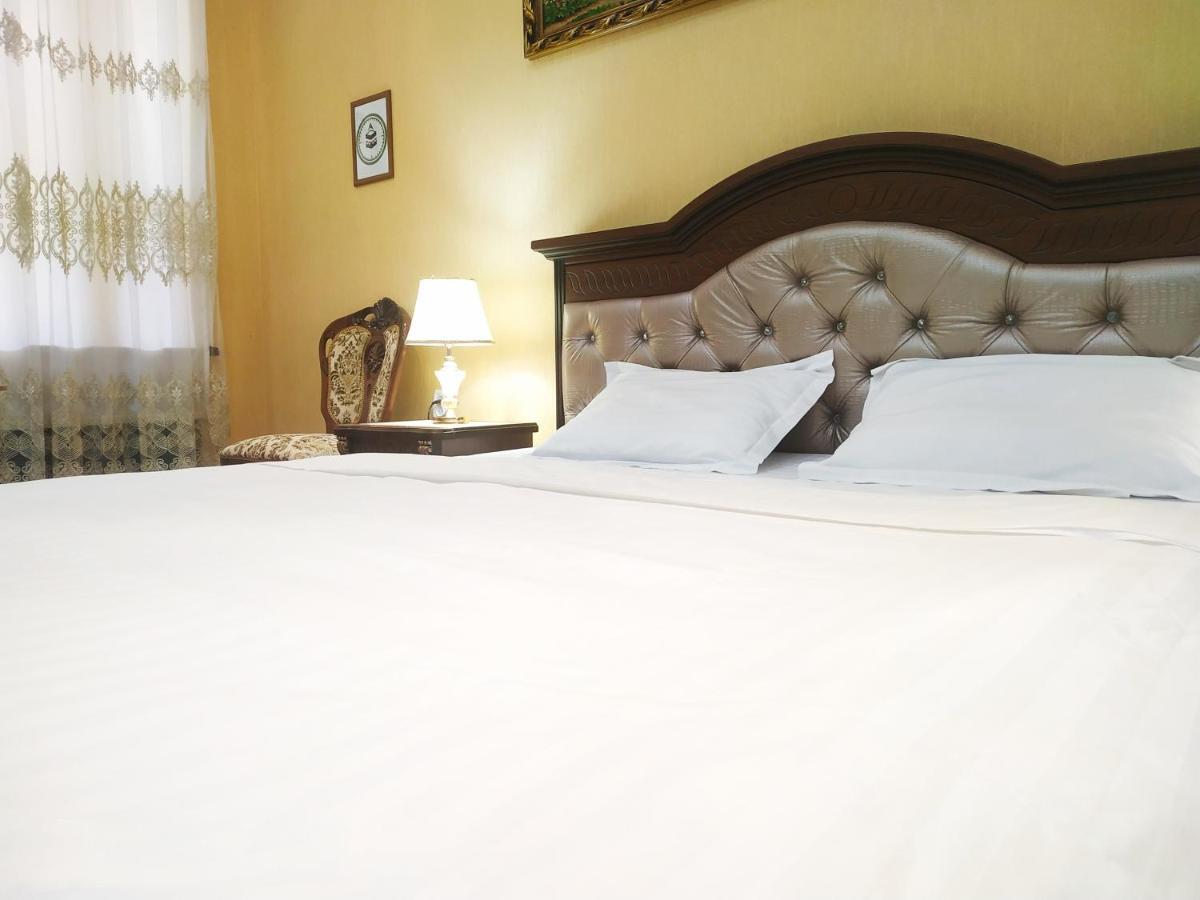 Happy House Hotel Salor Kültér fotó